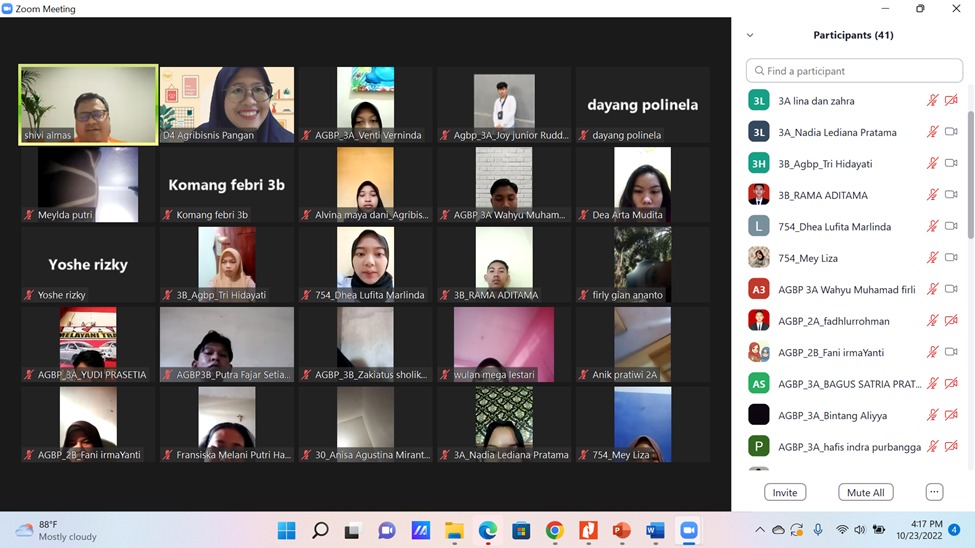 Praktisi Mengajar Mata Kuliah E-Commerce dan Ekonomi Digital
