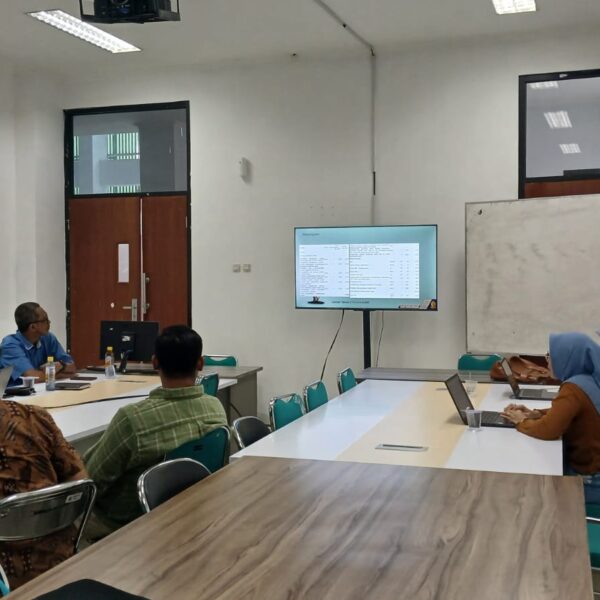 Koordinasi Program Pengembangan dan Pendampingan Kelurahan Kedaung Ramah Lingkungan antara PLN UPDK Bandar lampung, Emak.id, dan polinela(Tahun ke dua)