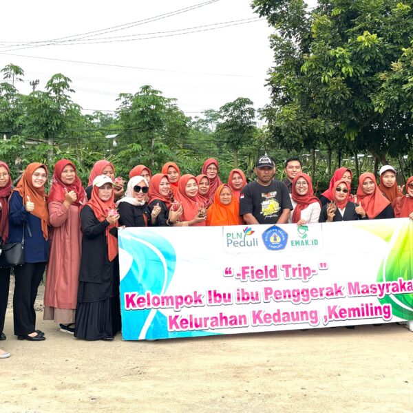 Kegiatan Field Trip dalam Rangka Pemberdayaan Kelompok Ibu-Ibu Penggerak Masyarakat Kelurahan Kedaung Kemiling